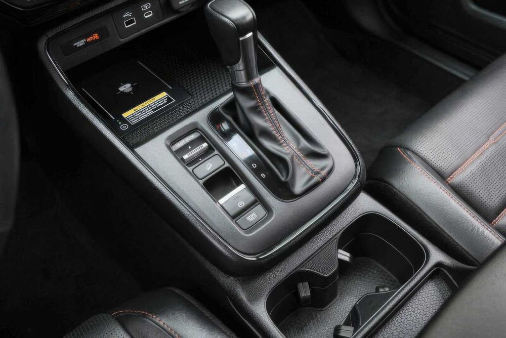 Honda CR-V Hybrid Sport Touring      2023