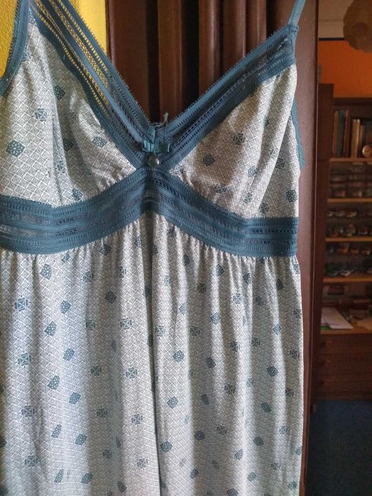 Koszula nocna na ramiączkach rozmiar L