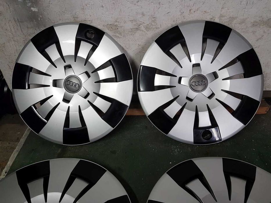Kołpaki oryginalne Audi R16