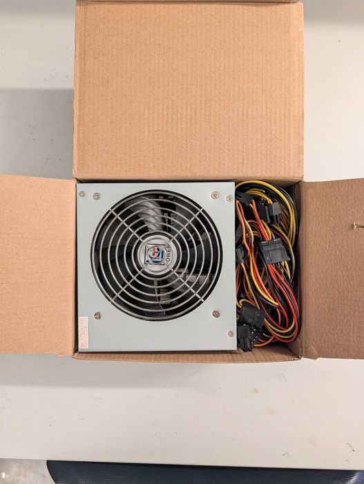 Fonte de Alimentação LC-Power 500W