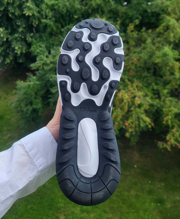 Czarne szare buty sportowe Nike Air Max 270 React GS