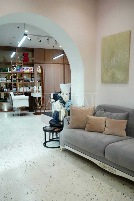 Продаж преміальний салон краси в ЖК «Busov hill”