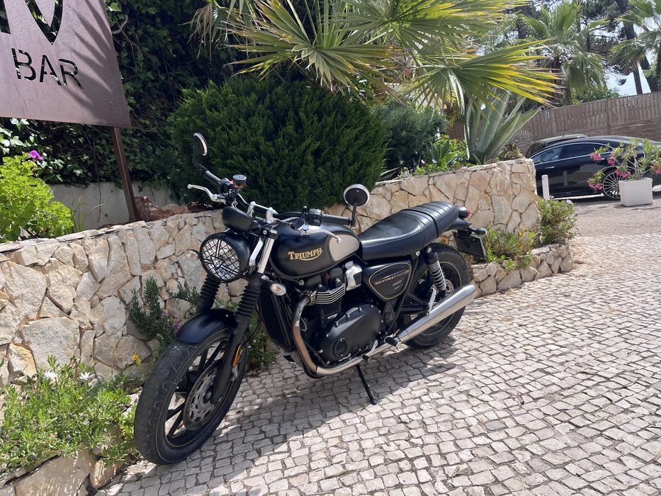 Triumph Bonneville 900cc