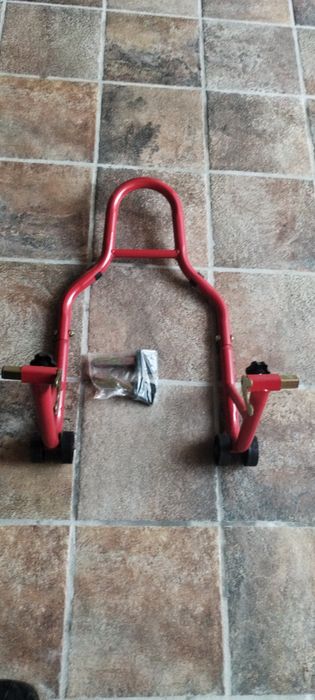 Cavalete para moto em excelente estado