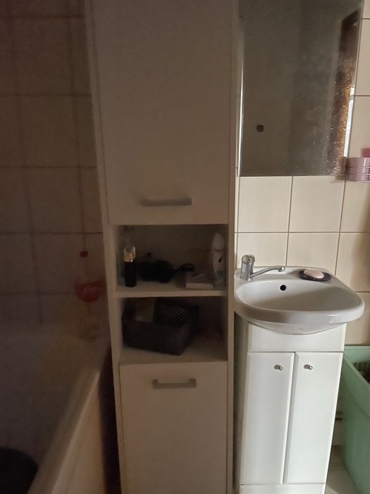 slupek lazienkowy bialy