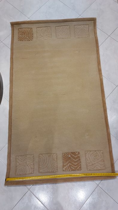 Tapete beje 1,60 / 90 cm