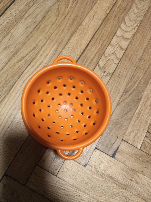 іграшки овочі та фрукти.