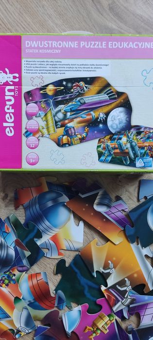 Dwustronne puzzle edukacyjne. Statek kosmiczny.