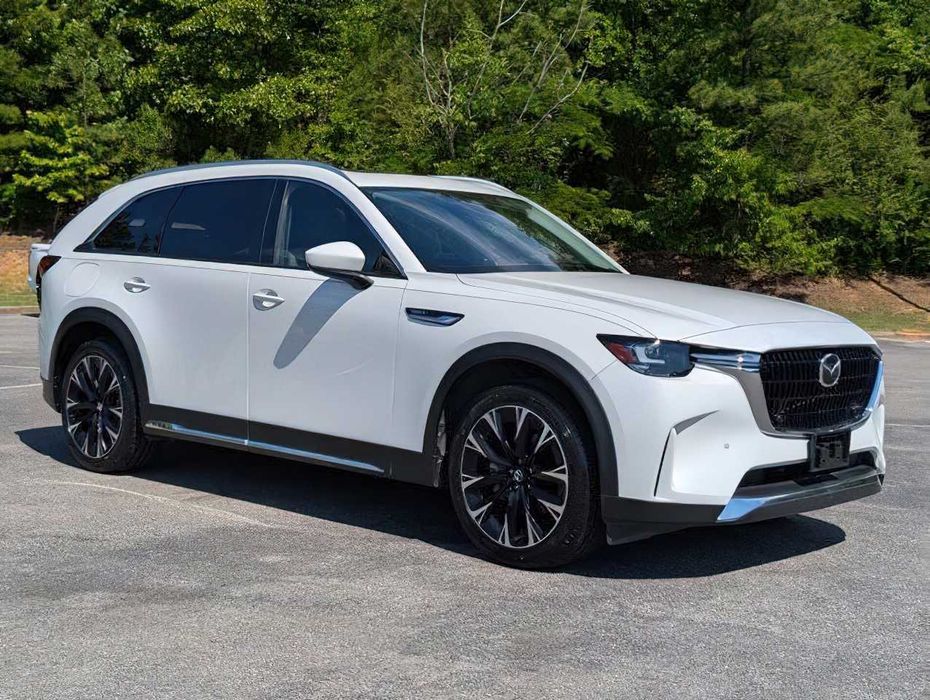 Mazda CX-90 Premium      2024