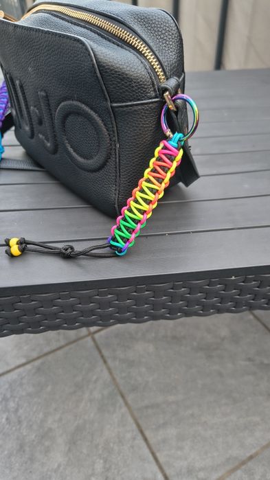 Brelok paracord handmade, zawieszka do torebki. Prezent