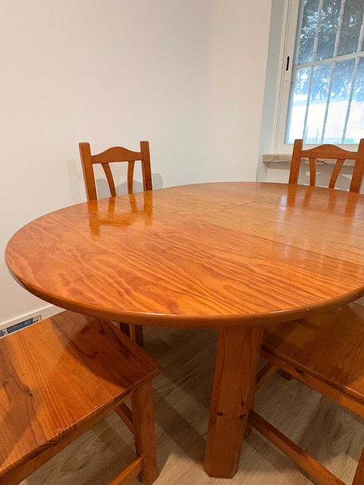 Mesa em Madeira Cor Cerejeira