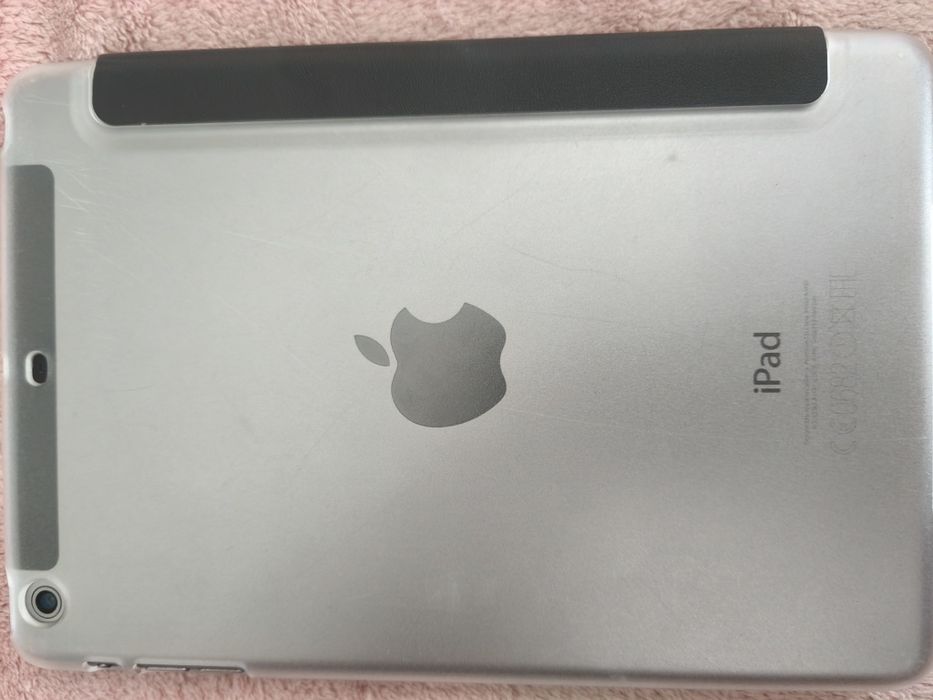 iPad  mini2 16gb w dobrym stanie .