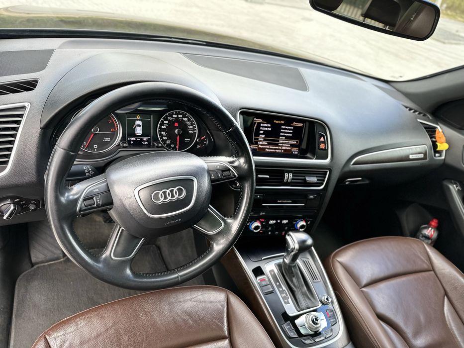 AUDI Q5  2015 р.