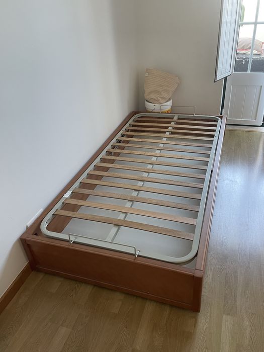 Cama e mesa  0,90 x 1,90