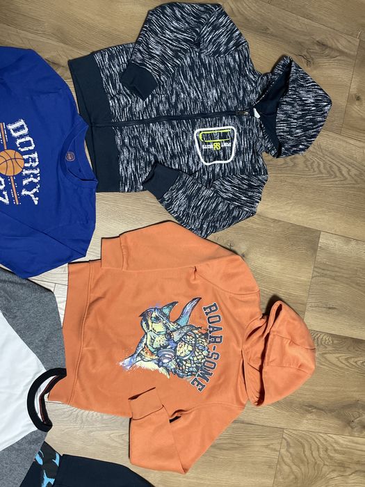 Zestaw bluza i bluzka 6 sztuk rozmiar 134