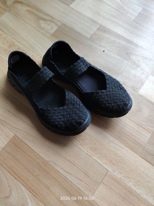 Buty siateczkowe na lato