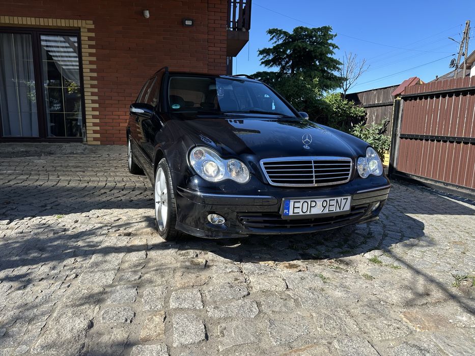 Mercedes-Benz C ZADBANY Bogata wersja  C280 W203/S203 Avangarde 199960km