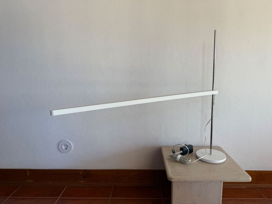 Candeeiro de mesa Artemide Talak Professional LED Table Lamp