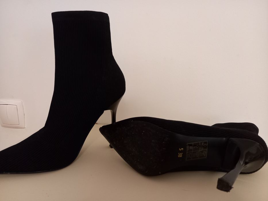 Botas pretas de lycra