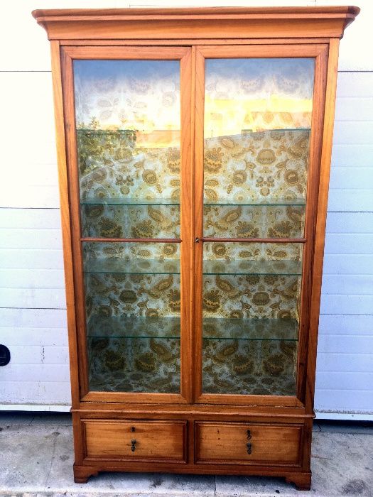Vitrine estante vintage 110comp X 30prof X 185alt.