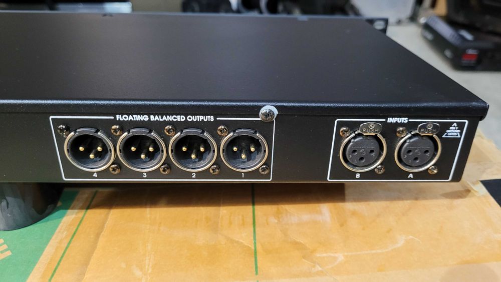 System zarządzania głośnikami BSS FDS-334 MiniDrive crossover