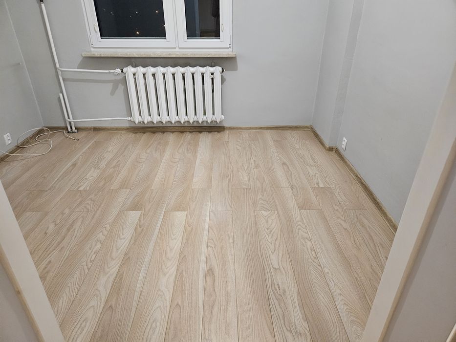 Panele podłogowe AC4, 10mm, wsuwane