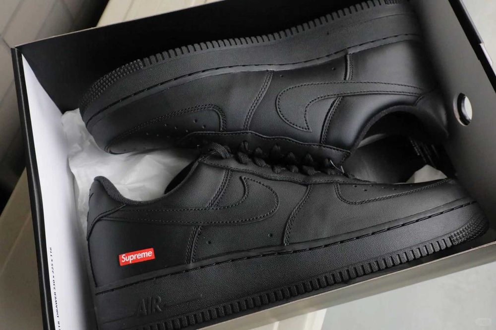Nike Air Force 1 Supreme R. 42