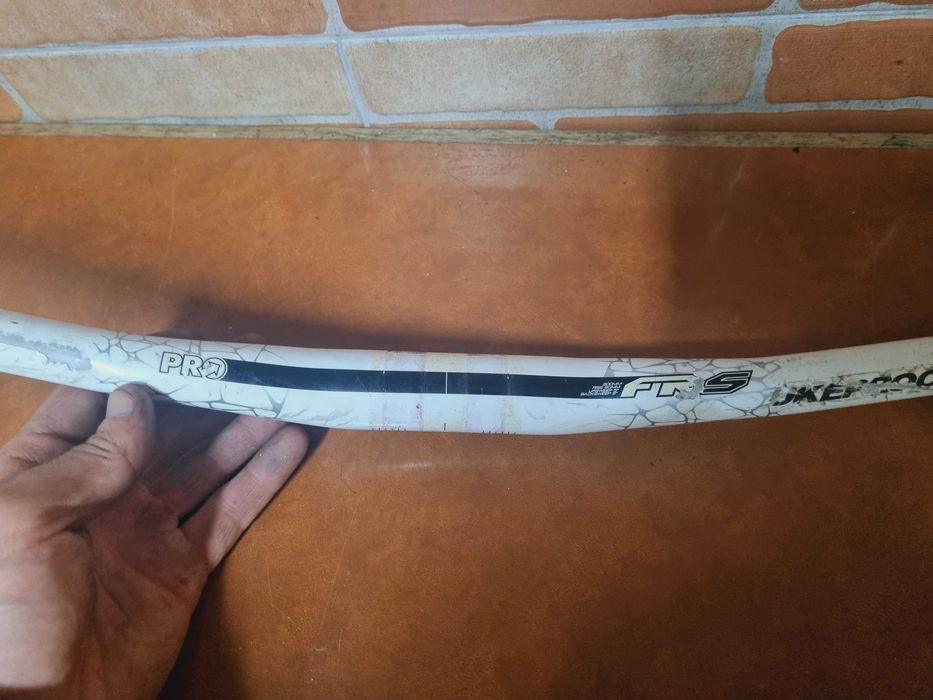 Guiador Pro FRS bicicleta