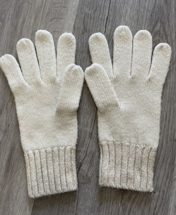 Luvas brancas com fios dourados (Camaïeu)