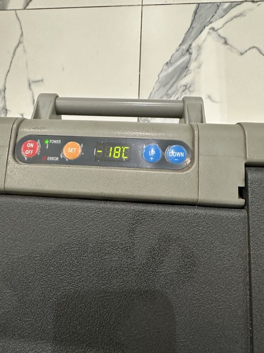 Компресорний холодильник Waeco CoolFreeze CF-40