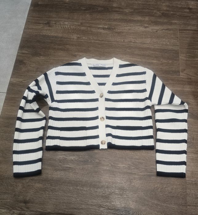 Sweter Bershka S