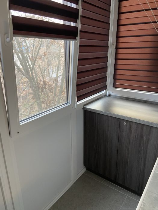 Здам  1-к командирувальним ,біля площі Володимира Великого