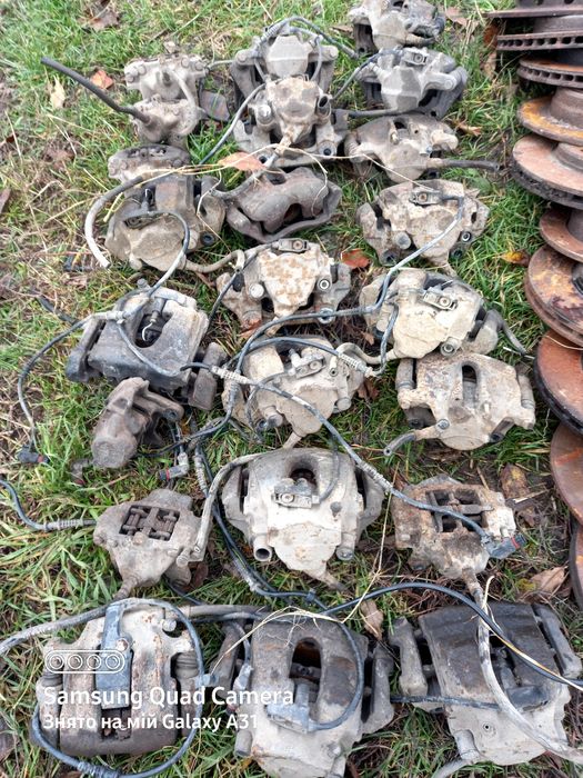 Тормозний дисксупорт мерседес w124 202 210 168 211 219 220 140 ml163