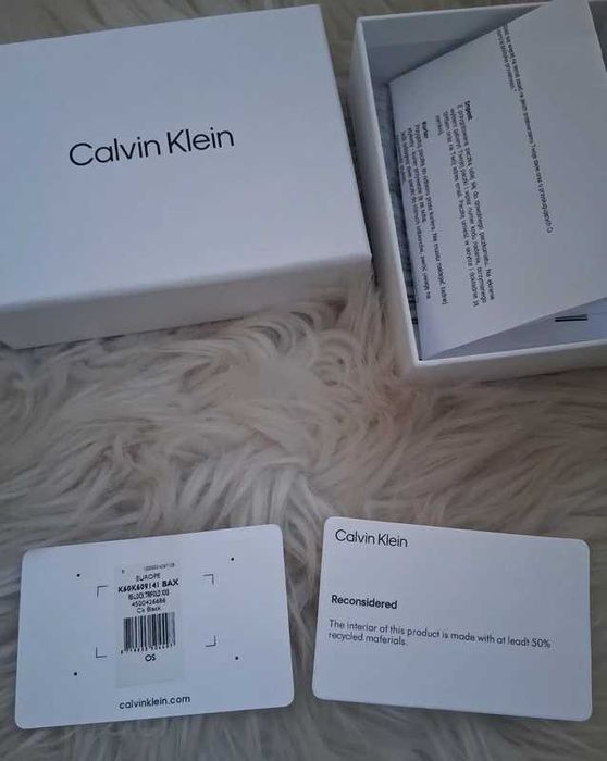 Czarny, mały portfel Calvin Klein