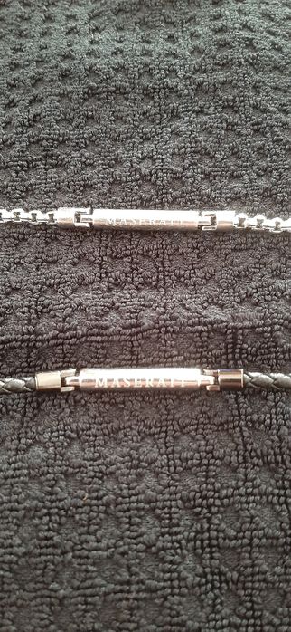 Duas Polceiras maserati homem