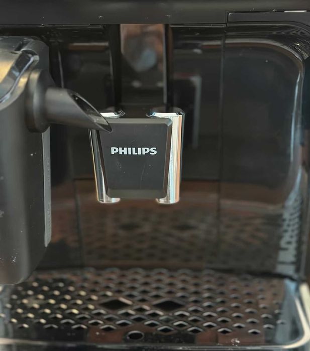 Кавомашина Philips LatteGo