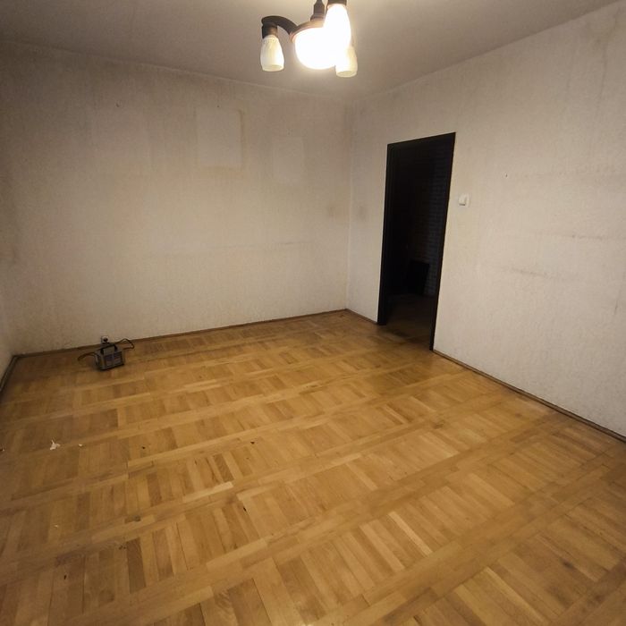 Oddam parkiet około 40m2