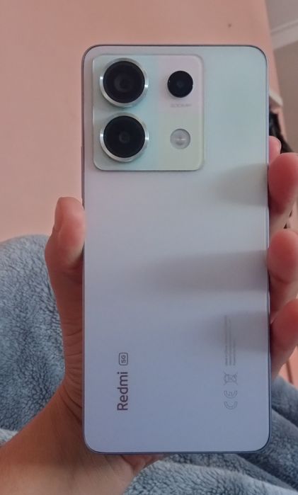 Xiaomi Redmi Note 13 Pro 5G
256 armazenamento 
Menos de um ano de uso