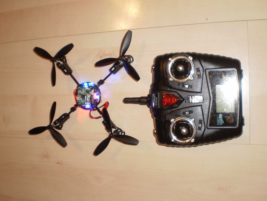 DRON z pilotem!!