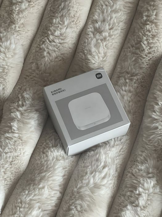 Xiaomi Multimode Gateway 2  (WiFi + Zigbee 3.0 + Bluetooth + Ethernet)