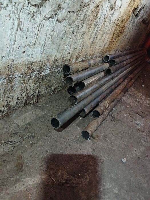 Труба металева 32.40.50.76.діаметер.