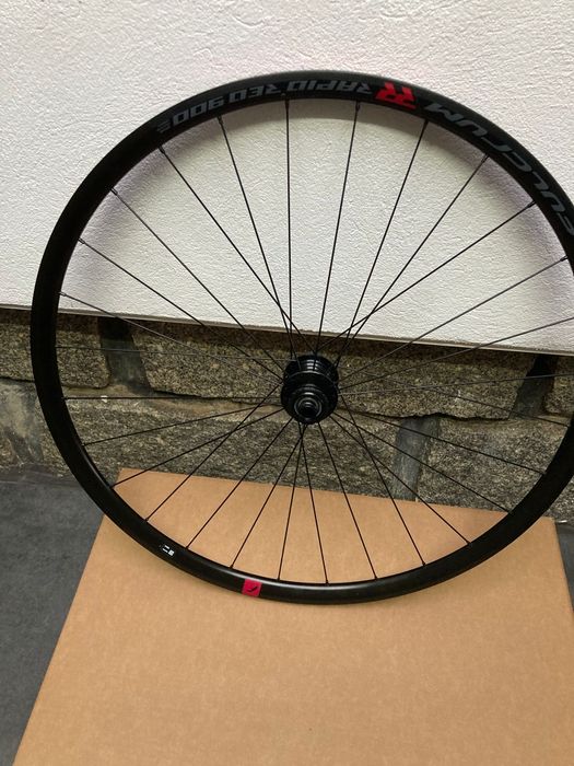 Rodas 29  Fulcrum Rápid  Red