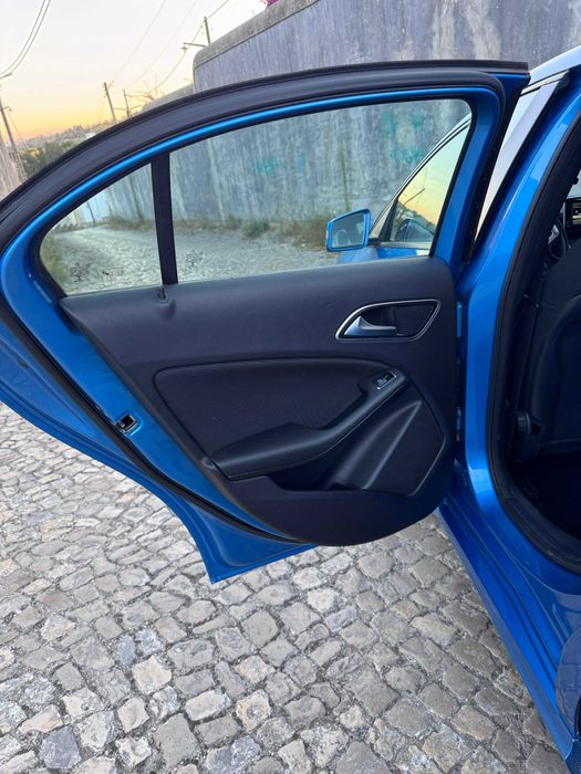 Mercedes A180 CDI Pronto a circular nada a fazer