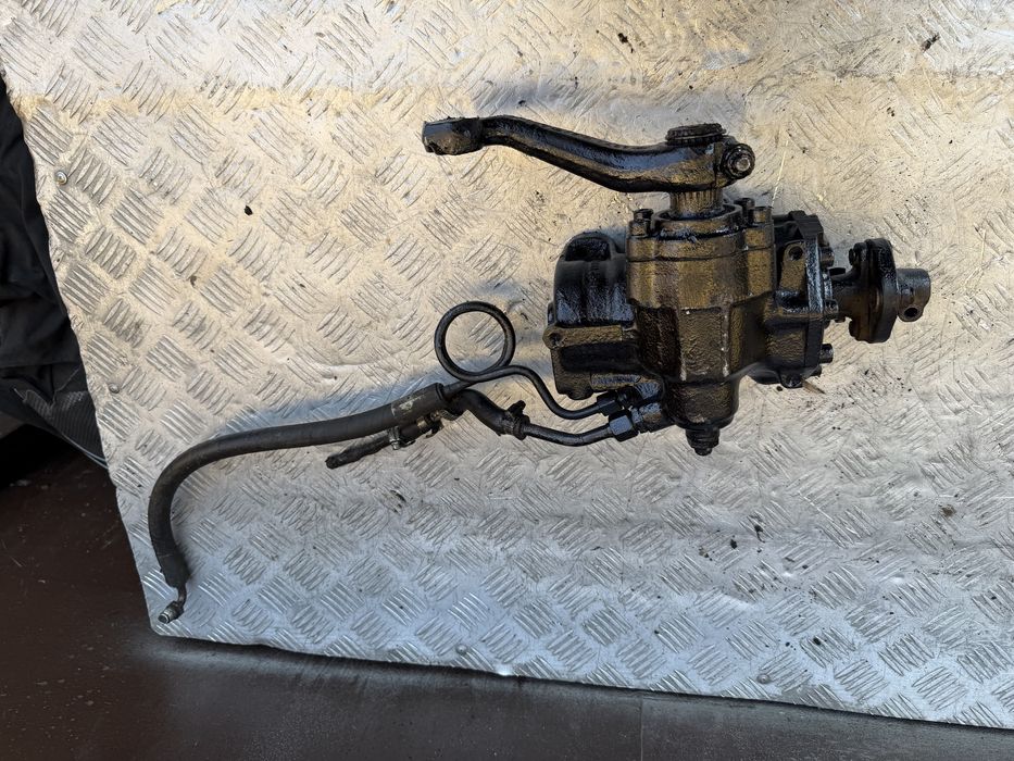 Рулевой редуктор 124 мерседес w124 mercedes