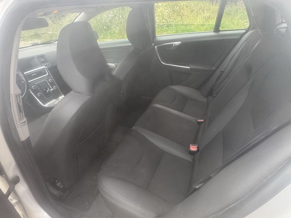 Volvo v60 2.0 D 2011