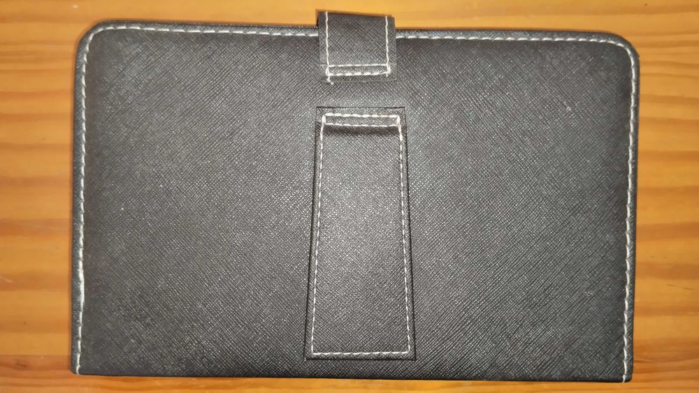 Teclado para Tablet 7” com suporte - Seminovo
