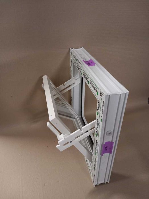 Okno pcv 40x40 białe/kolor