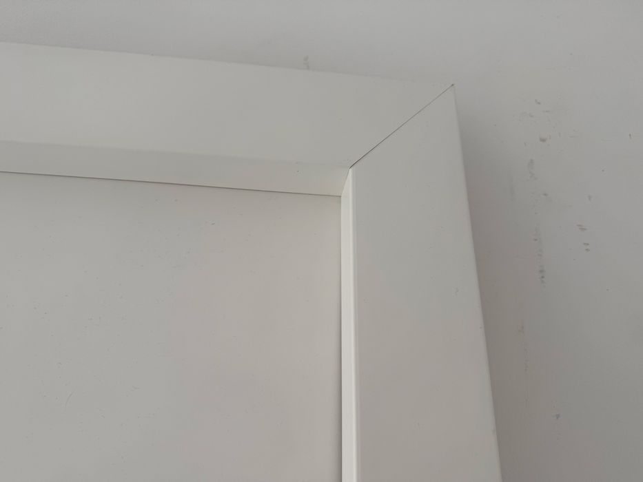 Drzwi wewnętrzne z futryną i klamką