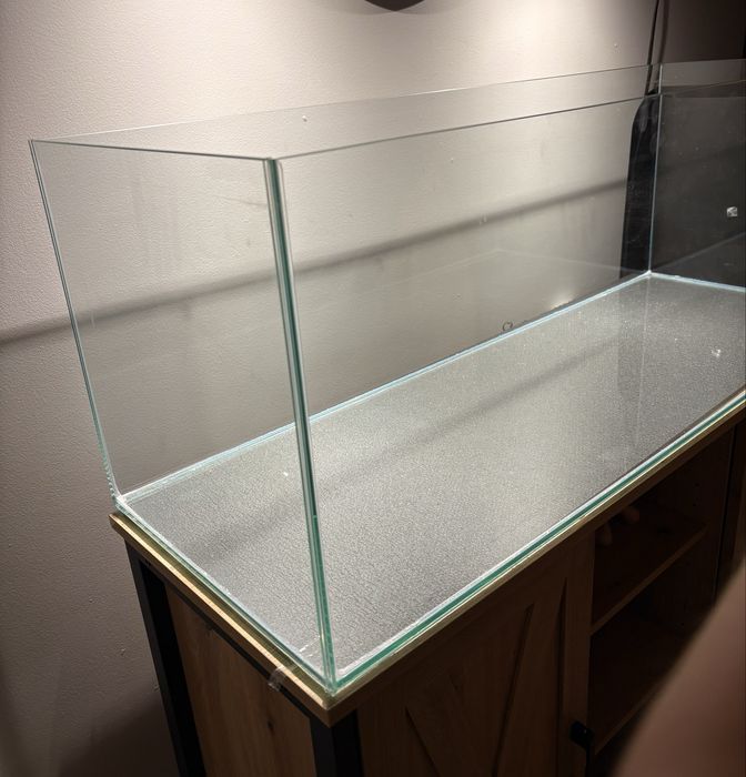 Duże akwarium 100 cm
