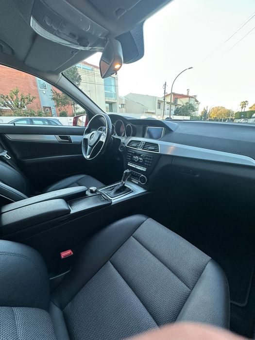 Mercedes-Benz C200 CDI Avantgarde 2011